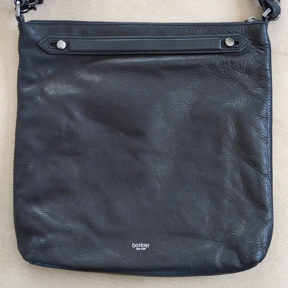 NWOT Botkier Warren Medium Leather Hobo Bag